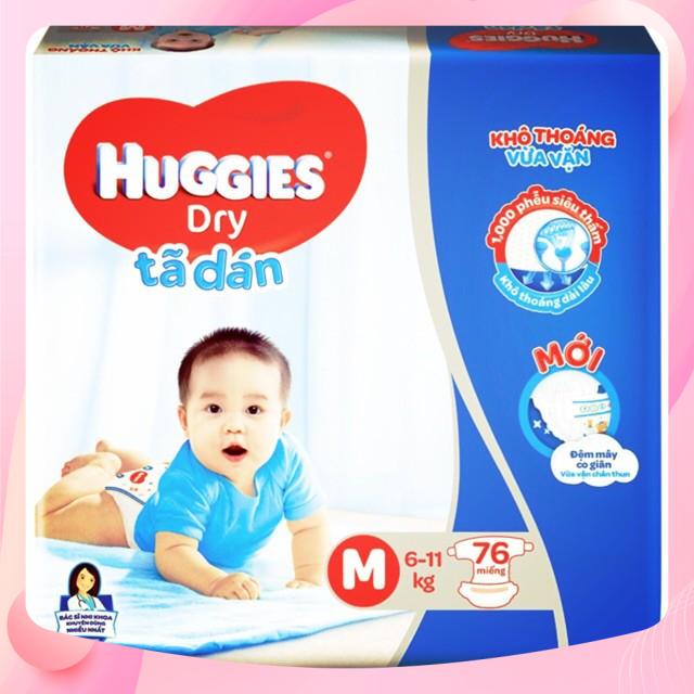 [tặng thêm miếng BỈM HUGGIES TÃ DÁN M76  (76 miếng) tặng thêm 10 miếng mẫu mới bọc kén con tằm