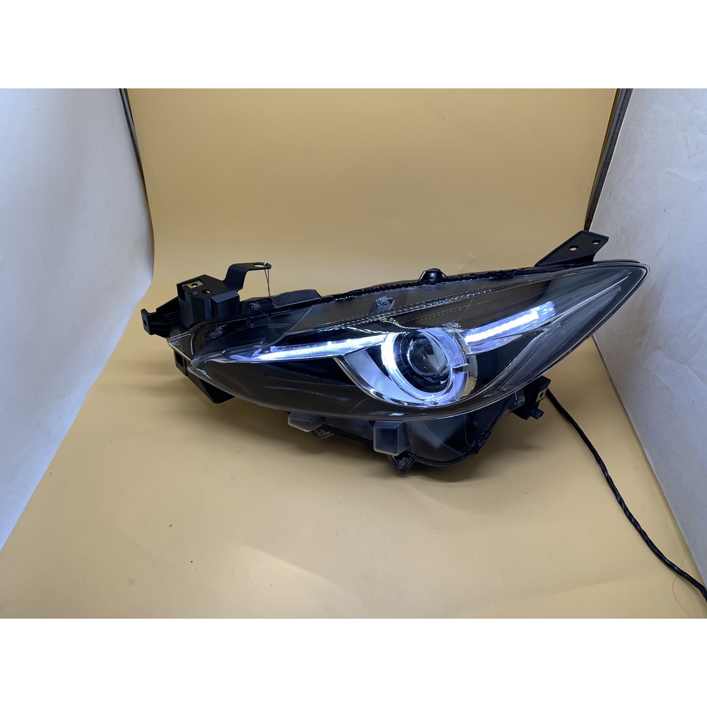 Đèn pha cho Mazda 3 2015-2016 mẫu 2.0