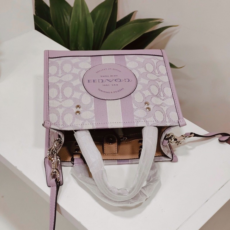 Túi co ach Dempsey tote