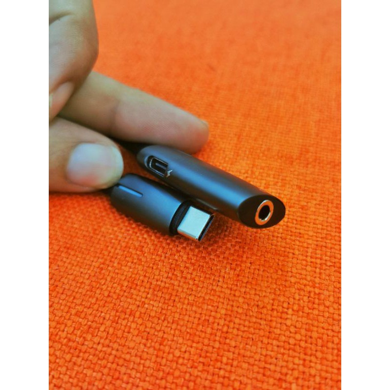Jack chia 2 cổng vừa sạc vừa nghe nhạc ( jack 3.5 ) baseus L60