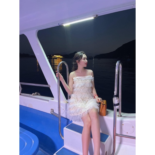 Sale lỗ váy 2s ren tầng