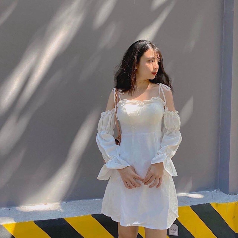 ĐẦM TRẮNG TRỄ VAI DẠO PHỐ SO CUTE | BigBuy360 - bigbuy360.vn