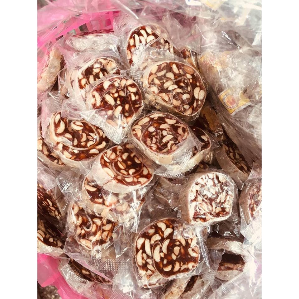 Kẹo Chuối Cuộn Gừng Đậu Phộng - Túi Zip 500g - Đặc Sản Bến Tre