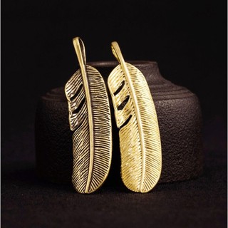 Tượng Trưng Bày Phong Thủy, Trang Trí Bằng Đồng Hình Chiếc Lông Vũ (Kích cỡ: 1.4 x 6.1cm)