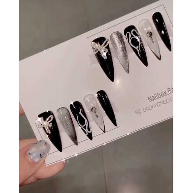 Móng giả tự gắng mẫu mắt mèo cá tính kèm charm nơ cao cấp