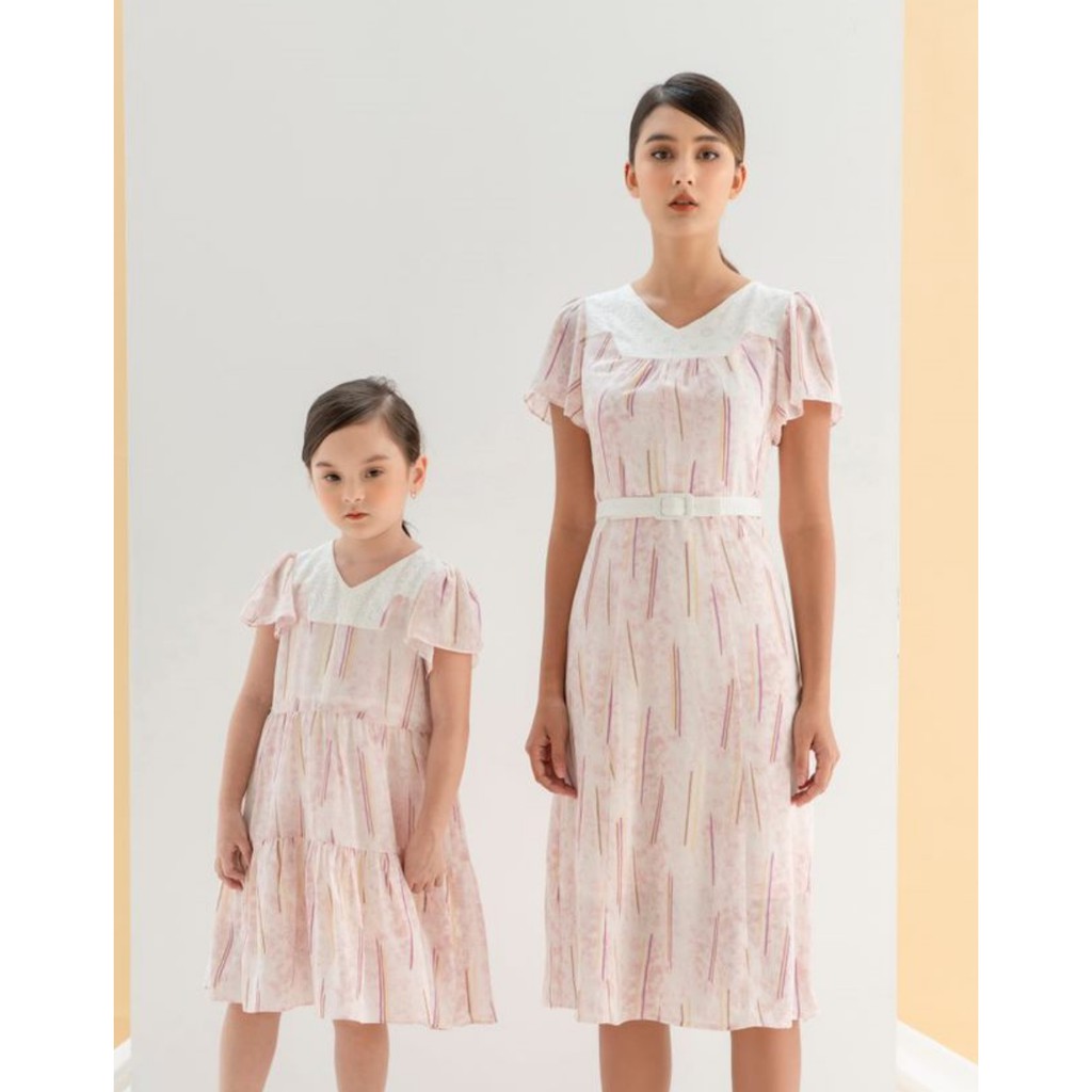 [Mã WABRWA15 giảm 15% đơn 300K] Đầm Dáng Xòe Phối Ren Họa Tiết Hồng Trắng Kèm Đai DIDO | BigBuy360 - bigbuy360.vn