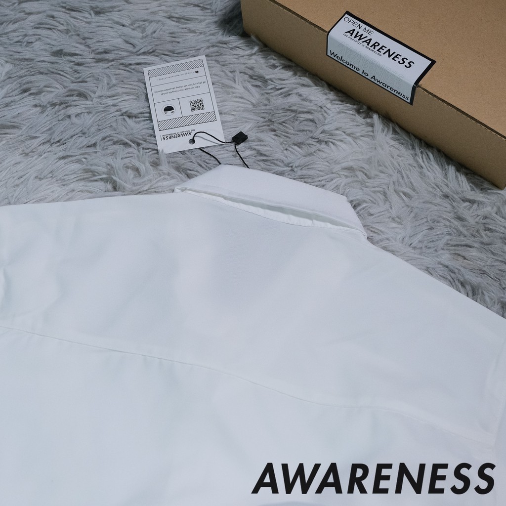 Áo sơ mi Unisex Nam Nữ tay dài Trắng Đen - Kiểu dáng Hàn Quốc Form rộng - Chất vải Lụa cotton mềm mịn - awareness | BigBuy360 - bigbuy360.vn