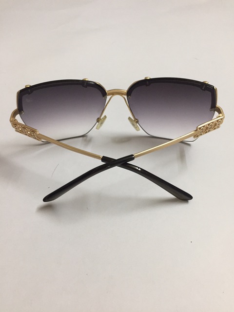 Kính mát hàng thùng nhập khẩu SWAROVSKI xịn của ý