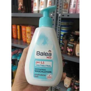 DUNG DỊCH VỆ SINH PHỤ NỮ BALEA 300ML