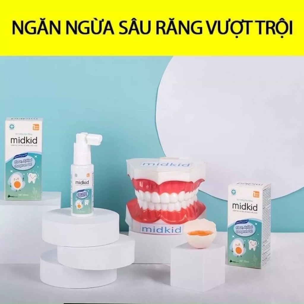 Kem Đánh Răng Dạng Xịt Chống Sâu Răng Midkid giúp bảo vệ răng miệng cho bé, không cay và có thể nuốt 30ml