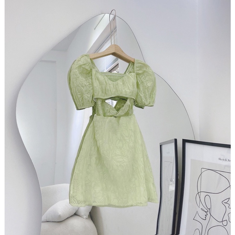 ĐẦM HOA NỔI CUT-OUT CHÉO DÂY BỤNG NHÚN NGỰC