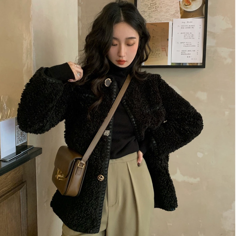 Áo len cổ lọ hở vai thiết kế mới thời trang thu đông dành cho nữ