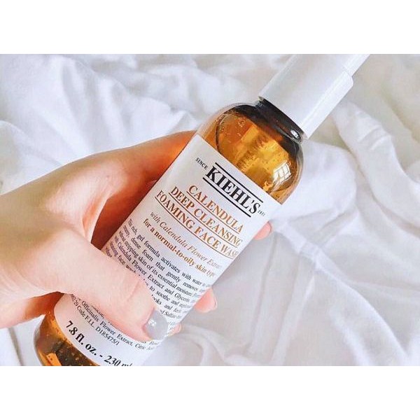 Sữa rửa mặt hoa cúc Kiehl’s Calendula Deep Cleansing Foaming Face Wash