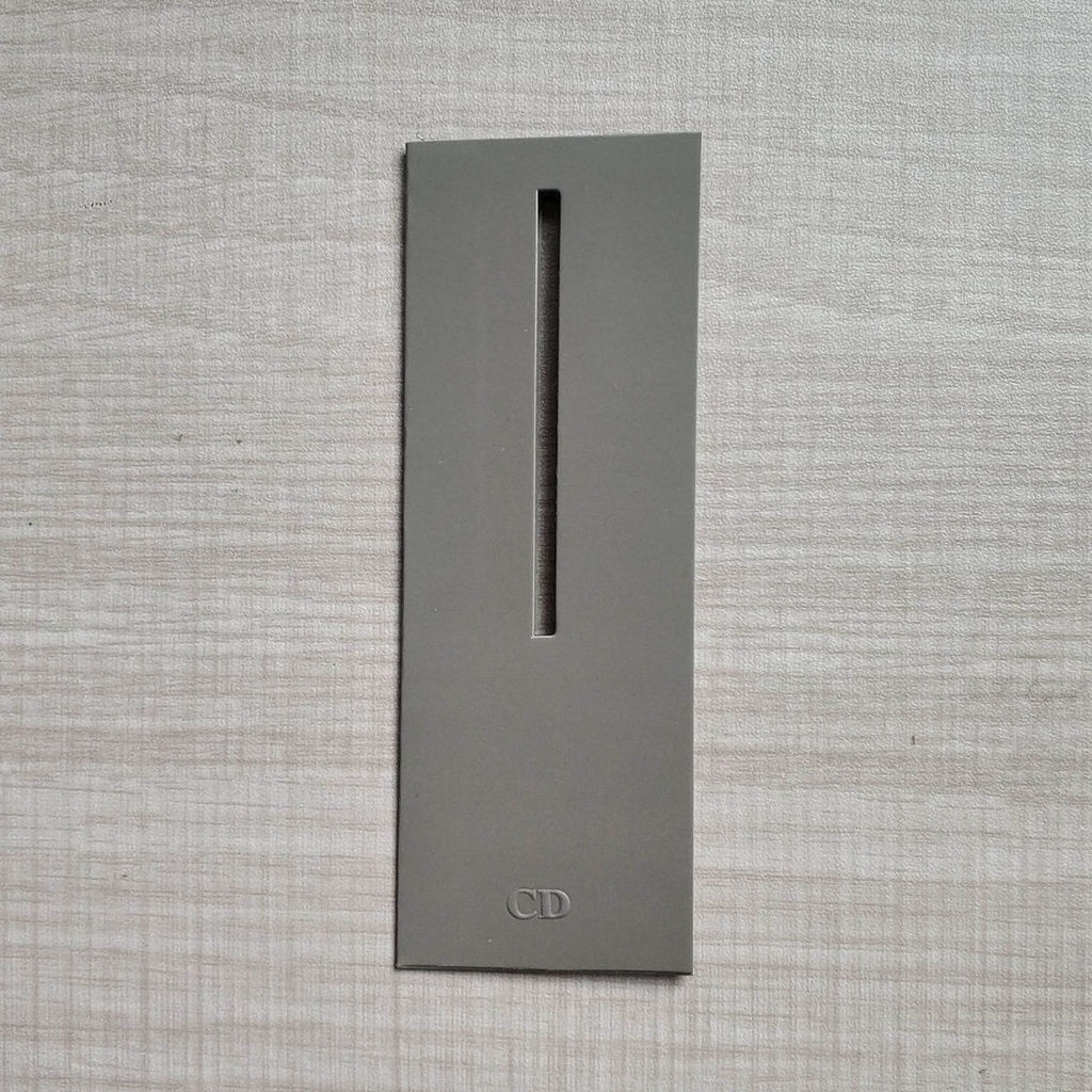 Thẻ Nhãn Hiệu Treo Quần Áo In Logo Chính Hãng