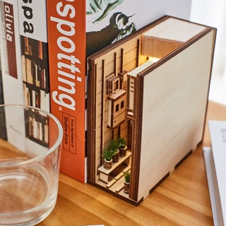 Chặn sách mô hình ngõ nhỏ Tokyo DIY
