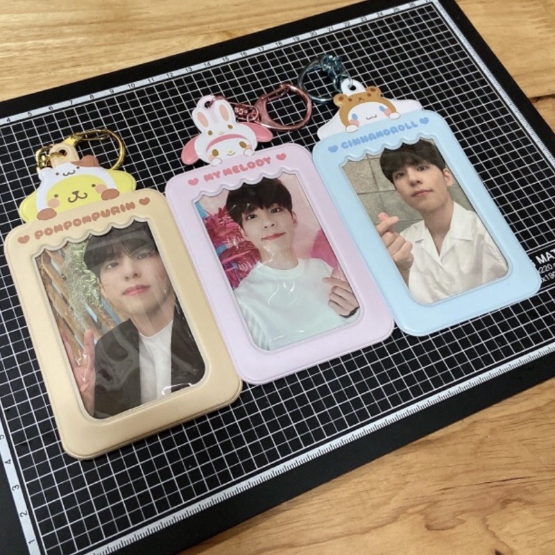 [Có sẵn - mẫu mới ] Móc khoá Sanrio photocard holder keyring (đựng thẻ bài thần tượng)