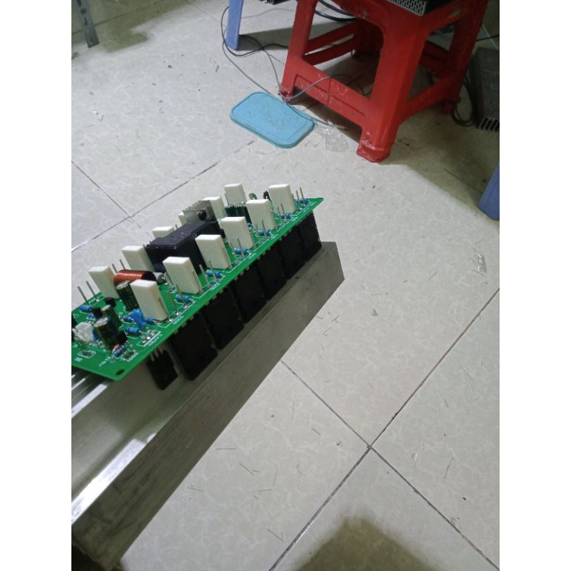 Mạch công suất 12 sò một kênh 600w
