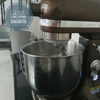 Máy nhào bột Beow C11