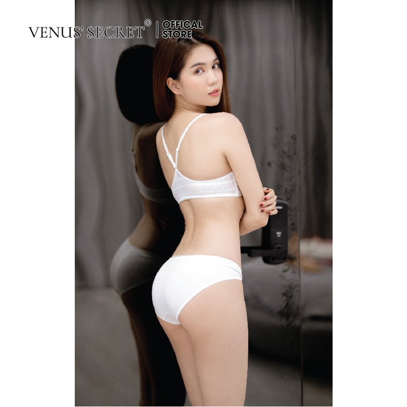 Quần lót nữ sexy phối ren phía trước kiểu sọc ngang phía sau thun VENUSSECRET | BigBuy360 - bigbuy360.vn