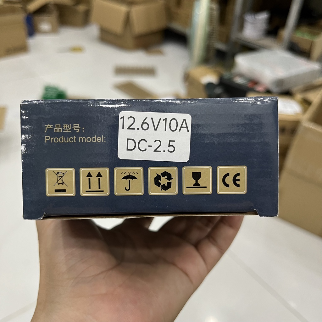 Sạc 3S 12.6V 10A dùng cho pin Li-ion 3.7V