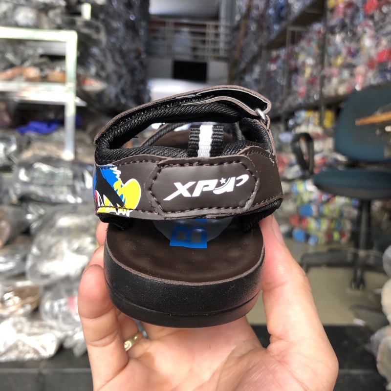 Dép trẻ em sandal bé trai siêu nhân batman, quai hậu học sinh da đế cao su nhẹ xpa giá rẻ