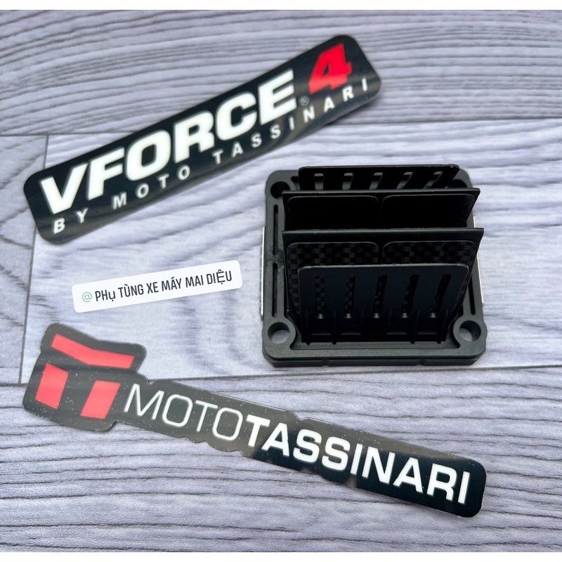 LƯỠI GÀ VFORCE4 YAZ/YAZ125 1:1