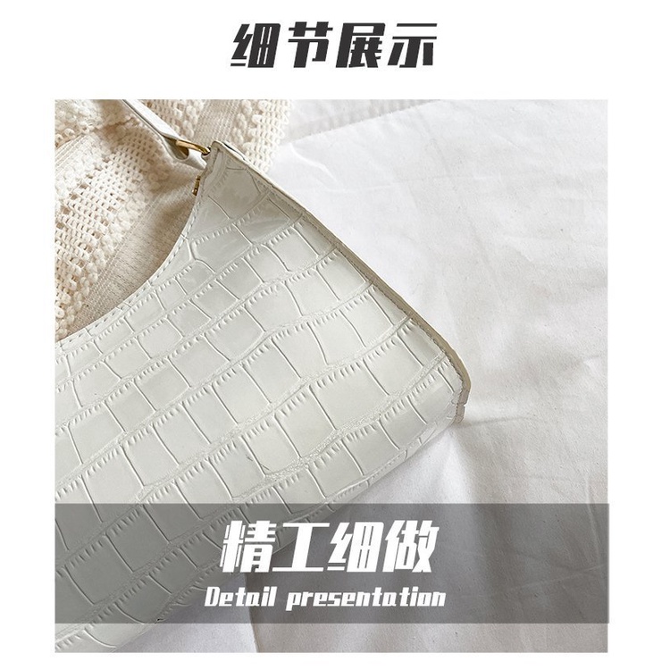 Túi Đeo Chéo Một Bên Vai Thời Trang Xu Hướng Cá Tính