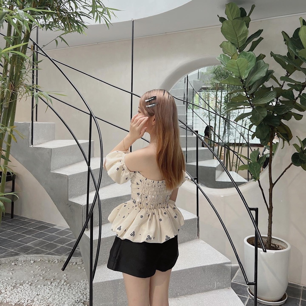 Áo trễ vai hoa chun tay bồng phong cách tiêu thư AURORA