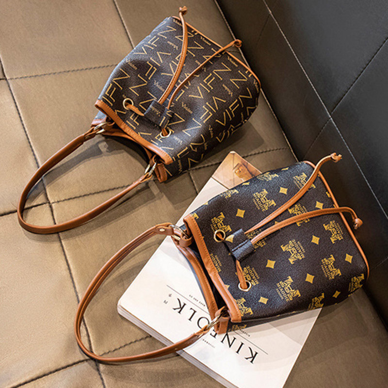 Túi xách da cỡ lớn IELGY thời trang dành cho nữ