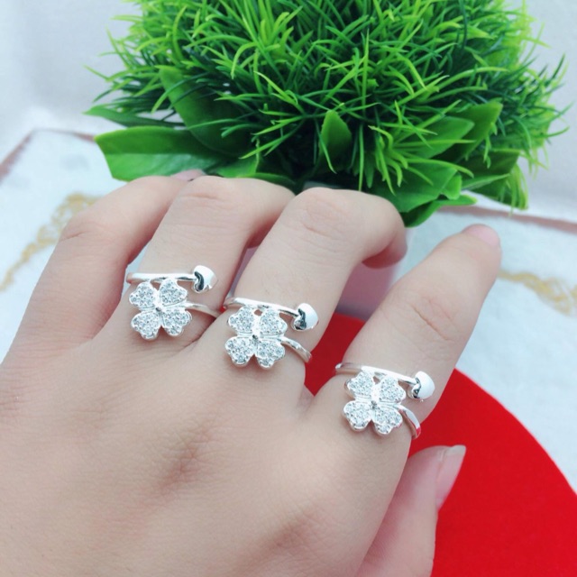 Nhẫn bạc cỏ 4 lá