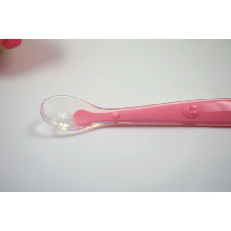 Thìa silicon ăn dặm an toàn cho bé  cán dài