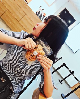 KHÔ GÀ LÁ CHANH ĐẶC BIỆT