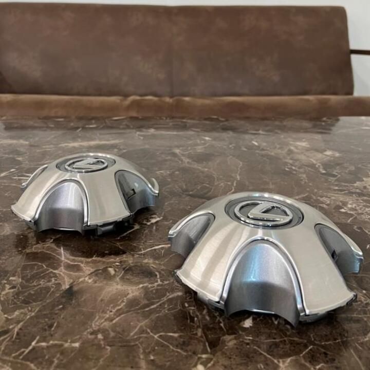 Logo chụp mâm, ốp lazang bánh xe ô tô Lexus LX470