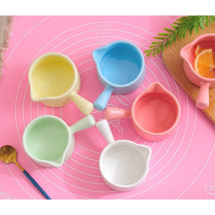 Bát sứ ăn dặm hình gáo rót đáy bằng 50ml - Nhiều màu