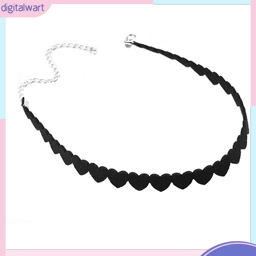 Dây chuyền choker phối nhung mặt trái tim cá tính dành cho nữ
