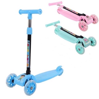 Xe trượt scooter 3 bánh phát sáng cho bé