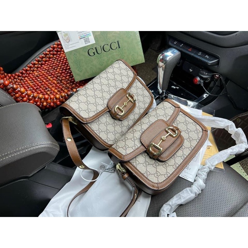 Túi đeo chéo kết hợp đeo vai nữ hồ ngọc hà hàng full boxx nguyên seal-ảnh thật shop chụp