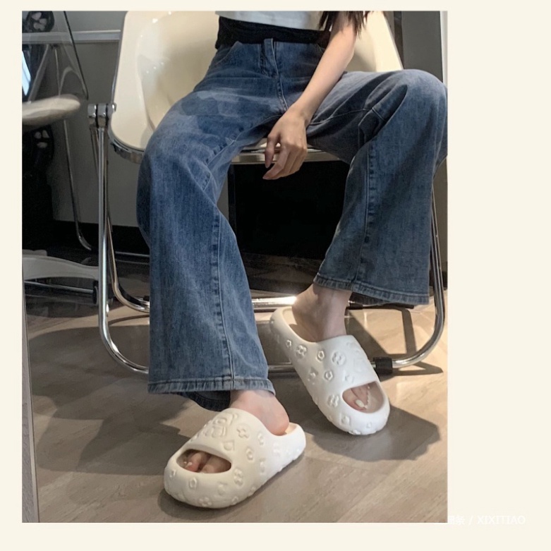 Dép bánh mì gấu nổi chất cao su mềm mang cực êm chân cao 4cm - Dép quai ngang nữ đi mưa chống trơn - DL164