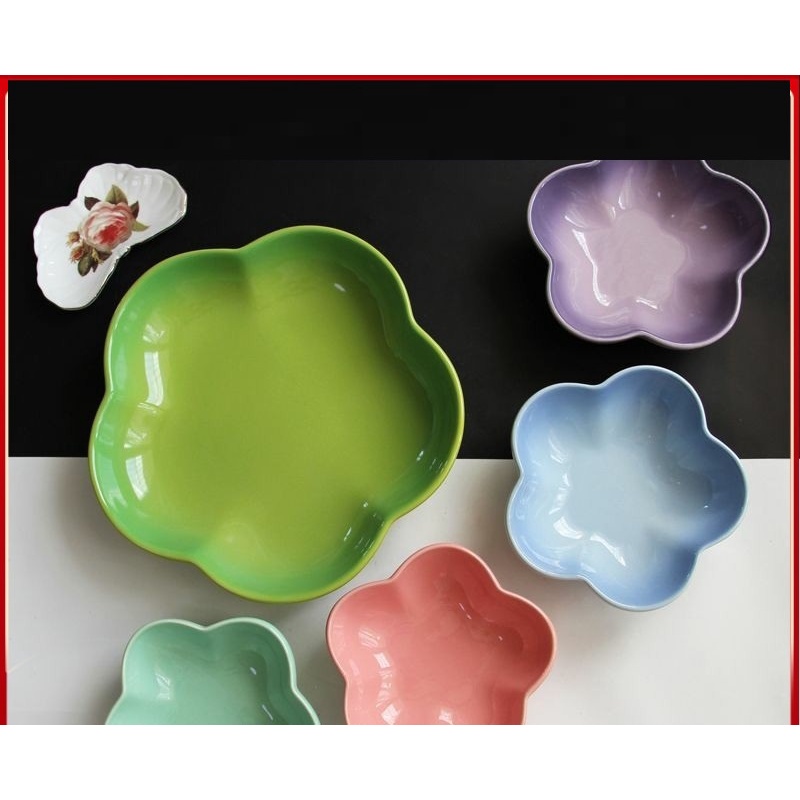 Đĩa hoa sâu lòng Le Creuset, chất liệu gốm sứ, dùng đựng các món ăn, trang trí decor bàn ăn