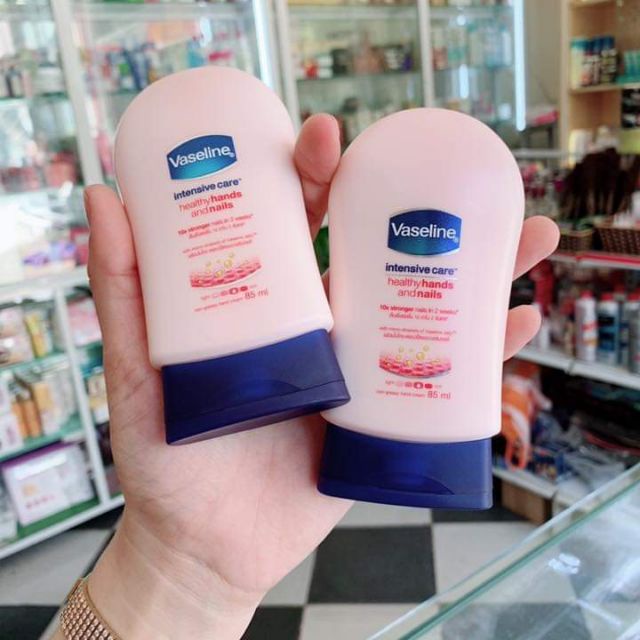 Sữa dưỡng da tay và móng tay Vaseline Healthy Hands and Nails