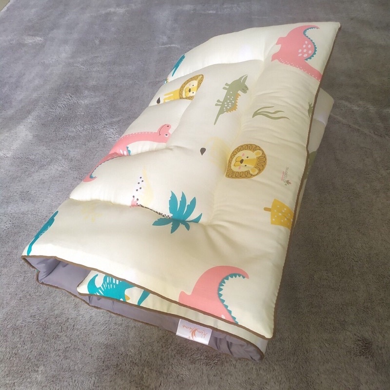 Nệm Cho Bé,Đệm ngủ cho bé đi mãu giáo nhà trẻ. vải Cotton Thắng Lợi chần gòn từ 2 tuổi đến 10 tuổi thương hiệu Kim Home