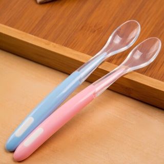 Thìa silicon sâu lòng siêu mềm cho bé