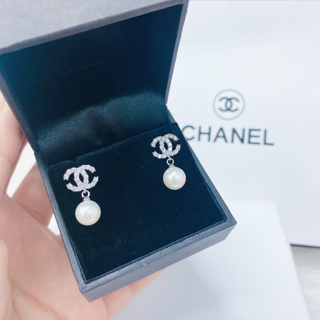 Bông tai hiệu đính hạt mạ bạch kim