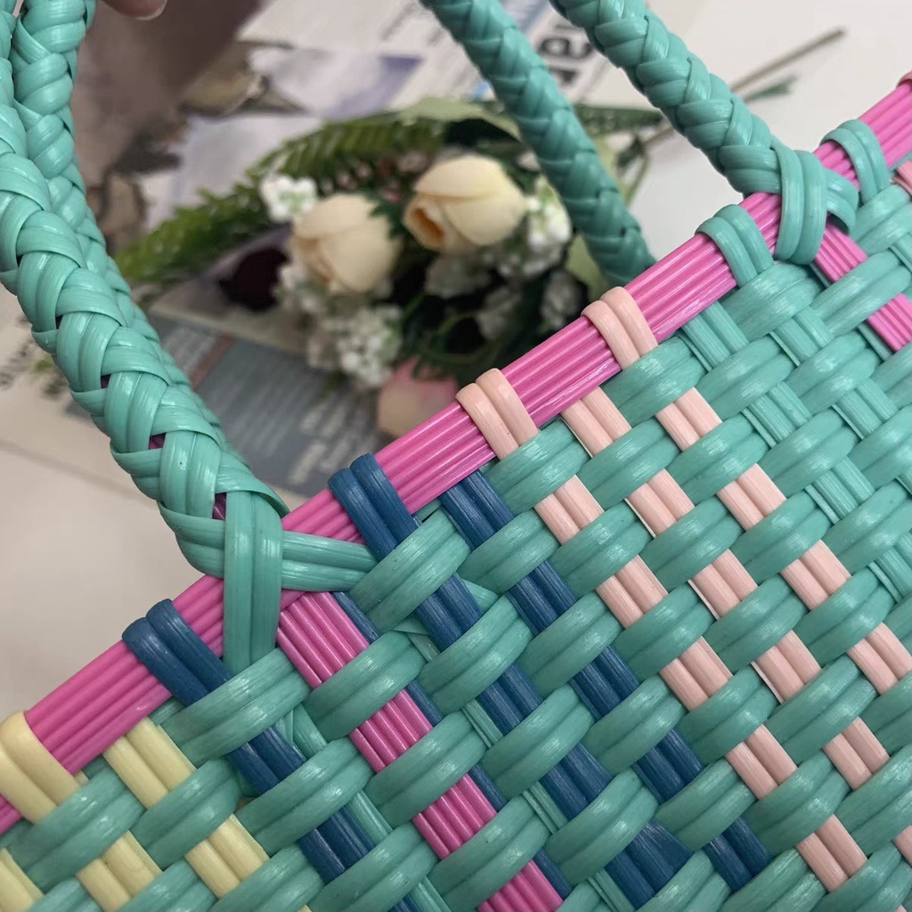 Túi Cói Đan Lát Chất Liệu PVC Bền Bỉ