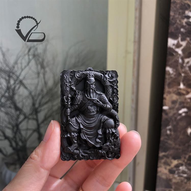 MẶT DÂY CHUYỀN QUAN CÔNG GỖ MUN Kích thước 4*6cm CNC VĂN BÉ
