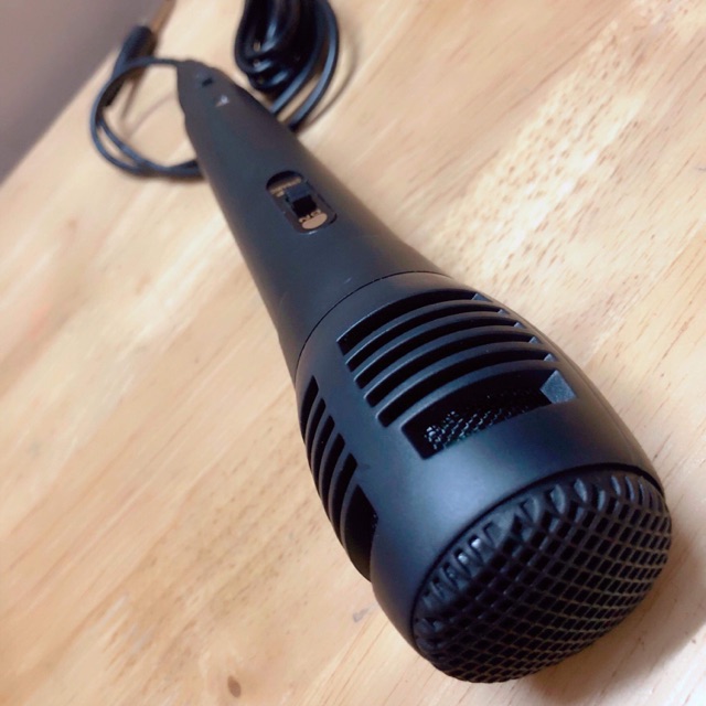 Micro karaoke có dây hát cực hay