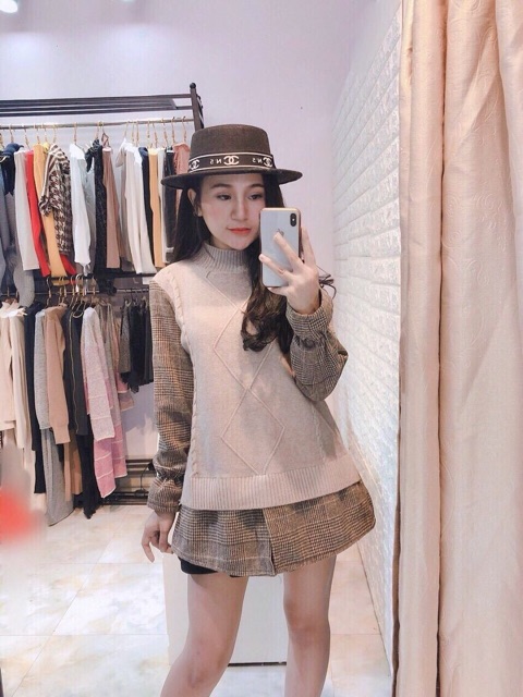 Áo len xẻ trước