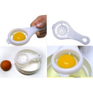 Dụng cụ tách lòng đỏ trứng gà