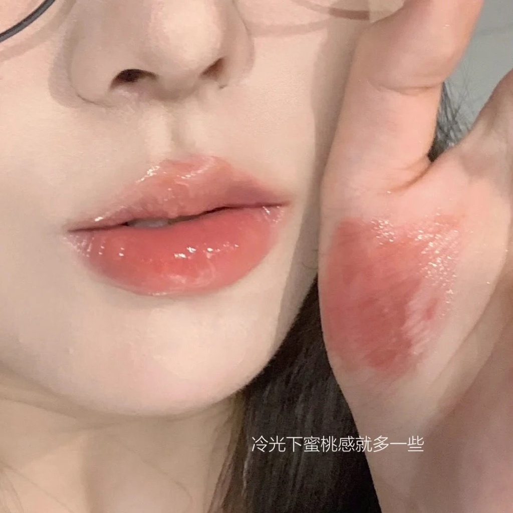 Son Kem Lì CVZ Dưỡng Ẩm Chống Nước Lâu Phai Thiết Kế Vỏ Son Hình Ống Đỏ Độc Đáo