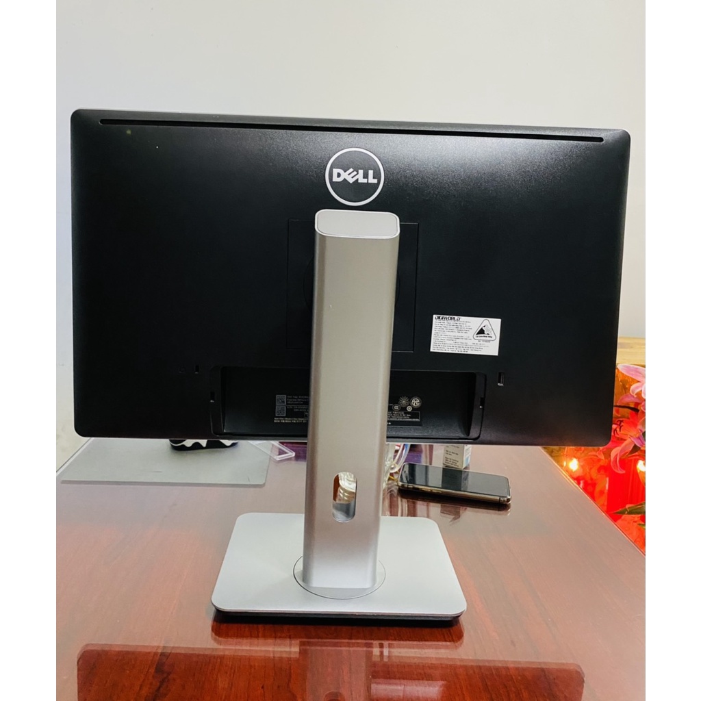 Màn hình LCD 22/24 Inch Dell P2314Ht chuyên đồ họa